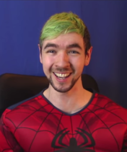 markiplier-is-a-dweeb:  who wore it better?  This isn&rsquo;t even a question.