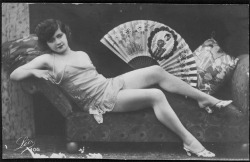 grandma-did:  lunawoman:  Vintage French risqué postcard  Leo of Pradet, series 106