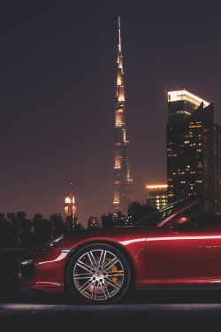 imposingtrends:  Dubai Porsche | IT | Facebook | Instagram