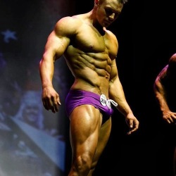 billyraysorensen:  Scott Leeson — sexy muscled lad … 