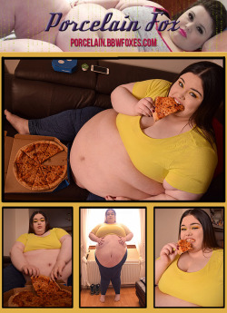porcelainbbw: I’m looking cute and summery and I’ve ordered myself some Dominos. I couldn’t wait to start stuffing my face. Not only did I eat my fill of pizza but I also cannonballed it with some beers! Hope you enjoy this set as much as I enjoyed