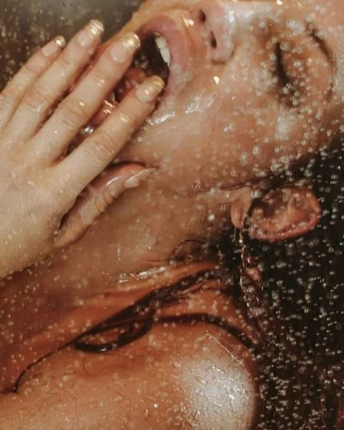 biancabeauchamp:When you’re dirty, you need a cleanse. 💦 ILOVEBIANCA #shower #water #wet #lipshttps://www.instagram.com/p/CcP_dQHLKsI/?igshid=NGJjMDIxMWI=
