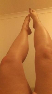 Legs in the air&hellip;.just waiting for you 