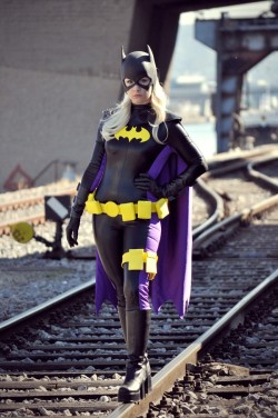 thenewmsmarvel:  Stephanie Brown Batgirl by Sina  This girl will always be an idol of mine! &lt;3 