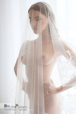 violetlahaie: «bride» by krisanow2007. Found in: http://ift.tt/1FCCZFD 