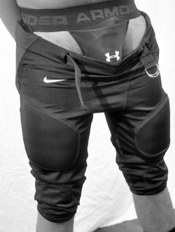 underarmour-place:  Thousands of amazing followers and the hottest guys. Be part of it andfollow my other blogs If you love my tumblr why not support me :-) via Patreon So much hunks (All fetishes) Piercing-Place Soldiers-Place Rubber-Place Leather-Place