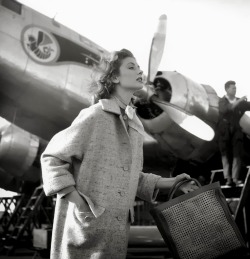 wehadfacesthen:  Suzy Parker in a tweed coat by Jamica photographed in Morocco by Georges Dambier for ELLE magazine, 27 April 1953 