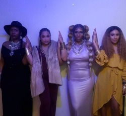 queenbeyduh:  Some Beyoncé-inspired Halloween costumes! 🍋🎃