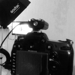 godie360:  Shooting night #shooting #photography #NIKON #godox