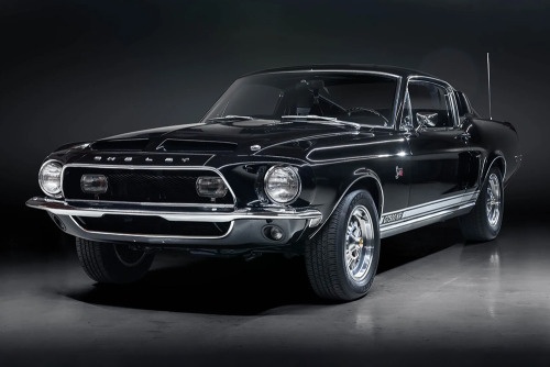 itsbrucemclaren:  speedxtreme:  A Coveted 1968 Shelby Mustang GT500 ‘King Of The Road   Legend!