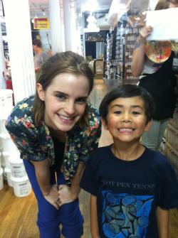 doyouloveemmawatson:  With another youngster