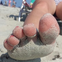 fap-feetasspussy:  #footfetishnation #teamprettyfeet #instafeet #sexyfeet #footfetish #prettyfeet #footmodel #sexytoes #sexysoles #barefoot #sandyfeet #sandytoes