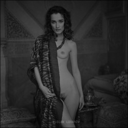 mysterious beauty:Sofi Ka.best of erotic photography:www.radical-lingerie.com