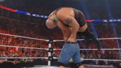houndsofhotness:  LOL Big Show had his hands all up in cena’s Jorts on RAW 1000 off air …