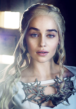 gameofthronesdaily: Emilia Clarke as Daenerys Targaryen for Entertainment Weekly