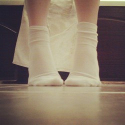 someoneinspace:  White ankle socks :)