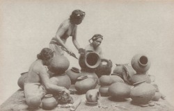 Bontoc-Igorot Pottery Makers. Circa 1900.   Via Eduardo de Leon.  