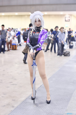 girlwhowearpantyhoseincosplay:  Japanese cosplayer Sachi Budou cosplays as a Racequeen version of Izayoi Sakuya wearing sheer pantyhose.