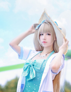 scandalousgaijin:  PERFECT Kotori Minami - Roast RabbitIf you didn’t know, this goddess also cosplayed Anna Nishikinomiya