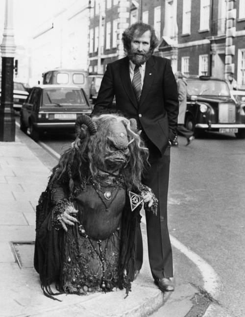blondebrainpower:  Jim Henson posing with Aughra at the UK premier of The Dark Crystal, 1983