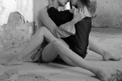 fuckin-kisses:  mild sexual love relationship blog xx