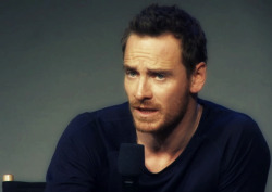 browngirlslovefassy:  Michael Fassbender At The AppleStore Soho’s ‘Meet The Actors’ Event 8.7.14 Here are some more screen caps I made &amp; edited of Sassy Fass at this event. 