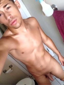     »»&gt;  EXPOSED  ««&lt; This is 18 y/o Anthony Rios who the submitter says is a super nice guy and very popular.  Anthony is a friendly guy and always accepts new followers.  His friends just sent me more pics.  The submitter says he is a