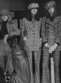 supermodelobsession:  Vogue UK October 15th, 1971Models: Anjelica Huston &amp; Apollonia van RavensteinPhotographer: Jonville 