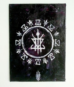 silas-ualthum:  Mun Gol sa Xo Di'aruvask.  A small painting of a Fused combination of the rune of the Gateway, Gol, and the rune of mortality and finality, Xo.