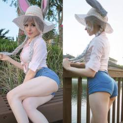 cosplay-booties:  Amouranth as Judy Hopps