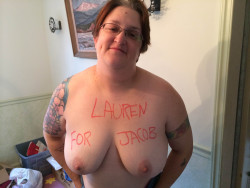ciscoragman:  marylandcuckoldcouple:  Lauren Arnette from Baltimore, Maryland.  Please share with all your friends and repost everywhere!  Let me know what you think.  https://www.dropbox.com/sh/29lcp4shdqhyg1a/08JSnVPYrB  nice tits!