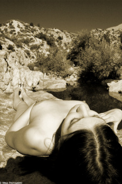 ayearofdeepcreek:  Nude sunbathing… One of many beautiful desert landscape/nudes by  http://dwingephotography.deviantart.com 