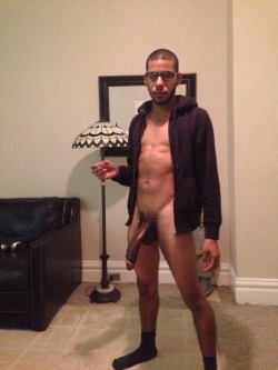 whtbttm4blktops: theofficialbadboyzclub: Pole Position where can i find him I WANT his dick!