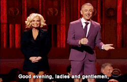 blackandwhitestriped:  theheroheart:    Hosts Kristin Chenoweth and Alan Cumming being non-binary friendly at the 2015 Tony Awards.  Still so happy about this! And the best part is, if you watch the video, Alan doesn’t pause his speech until the audience