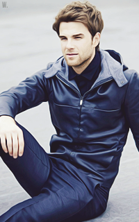 wiisemary:  Request : Nathaniel Buzolic avatars (200*320px) by Wiise (me) 