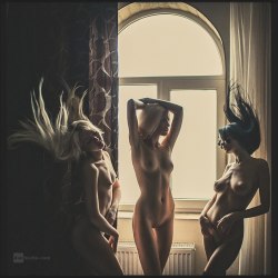 an artist in presentation:©Dan Hecho.best of erotic photography:www.radical-lingerie.com