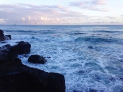    flowauh:  &ldquo;There is nothing prettier than a beach at 5 AM with its silence waves and cold wind&rdquo;    