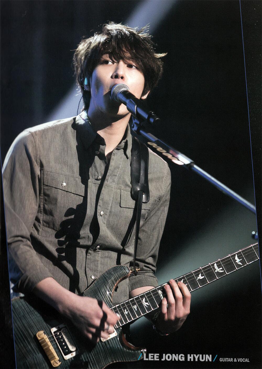 [Scans] CNBLUE @ Blue Moon in Seoul DVD Tumblr_myrsqlog3x1s9xumso2_1280