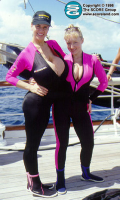 I can’t tell if Busty Dusty is super tall or Danni Ashe is super short. And I think this might be the only pic of them together. Was this for a Boob Cruise? It is definitely before Busty Dusty launched Busty Cafe site and her pics disappeared from Danni’s