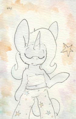slightlyshade:Trixie’s here to remind you that she’s the best. (Such a humble little pony she is!) =3