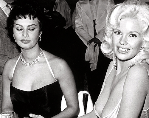 reanimatingthedead:chanandlers:Sophia Loren and Jayne Mansfield (1957)Julia Bowen and Sofia Vergara (2014)Maude Apatow and Sydney Sweeney (2021)   