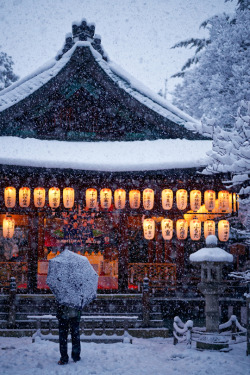banshy:  New Year in Kyoto // D. Moritz Marutschke  