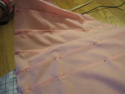 donnerdontcosplay:  You know what’s funny? Pleats. Yes, pleats.  An inconsistent detail of Kyoko’s costume, but a detail nonetheless.  ”Oh, a pleated skirt?  Donnie, those are so easy!  You can get it done in an afternoon!  Google it!” Okay,