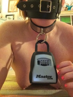 petgirltrainer:kittydenied:The lockbox. Worn around my neck and containing the keys to my belt, cuffs, and collar. It’s pretty heavy and impossible to ignore. I like how the keys are sooo close, but there’s no possible way for me to get them.Nobody