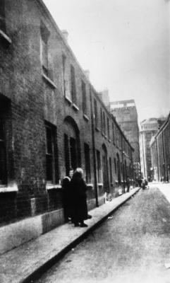 ramirezbundydahmer:  Bucks Row, now Durward Street, east London, where the body of Mary Ann Nichols, victim of Jack the Ripper, was found lying across the gutter.