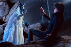 blackbanshee:  grill-yuou-fine:  vhanstiel:  theblacklacedandy:  hiilikebutts:      Corpse Bride Cosplay by CP_Kifir one     IM GOING TO CRY   Tim Burton should be proud.   I THOUGHT THESE WERE FUCKING PAINTINGS  WOW!! 