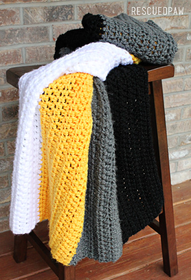 Steelers Crochet Throw Blanket {FREE PATTERN}
