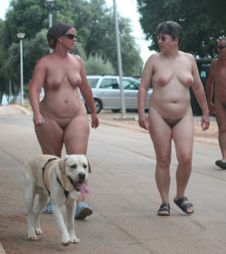 chubby-nudists-and-naturists:  there are so many things we can do naked http://activities-for-nudists-naturists.tumblr.com/
