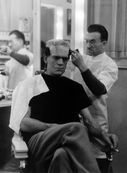 horroroftruant:  Behind The Scenes Photos from Classic Universal Monster Movies Spearheaded by producer Carl Laemmle, Jr. and visionary makeup artist Jack Pierce, Universal Studios’ series of monster movies were responsible for giving the world of