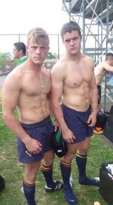 rugbysocklad:  Chunky rugby lads! Boots off!